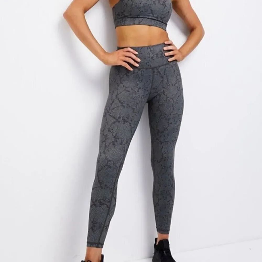 Allfenix Python Charcoal Snakeskin Print 7/8 Leggings Women’s Large